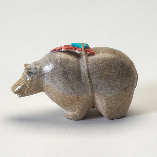 Delvin Leekya: Grey Zuni Stone, Bear With Gift