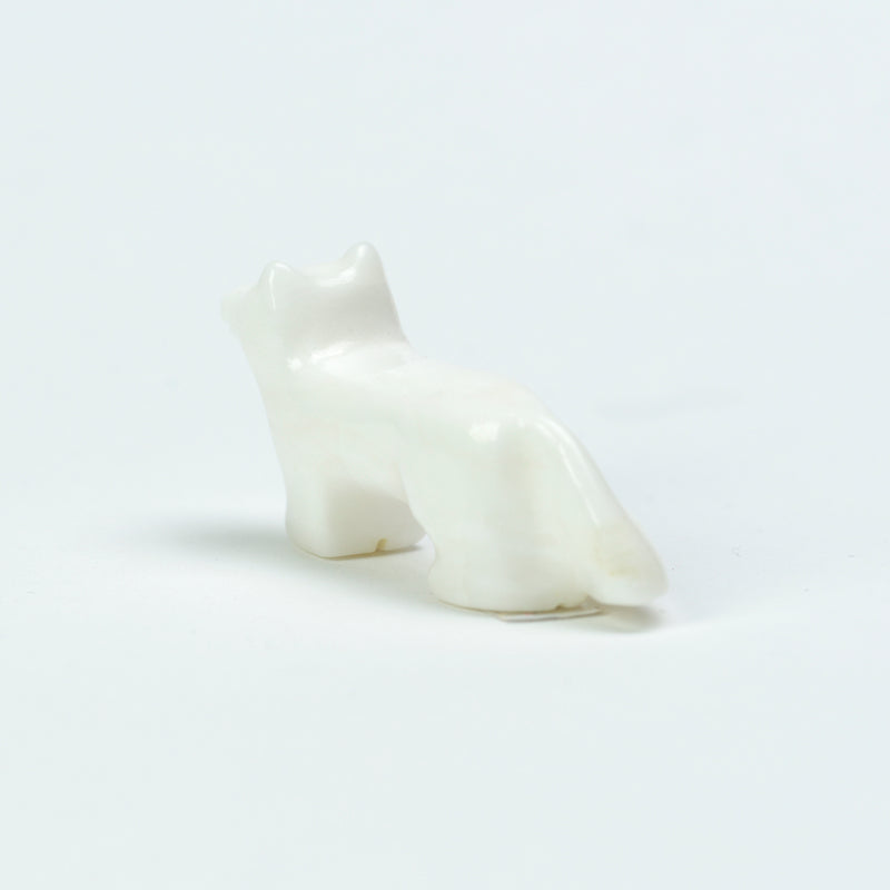 Fitz Kiyite: White Marble, Dog