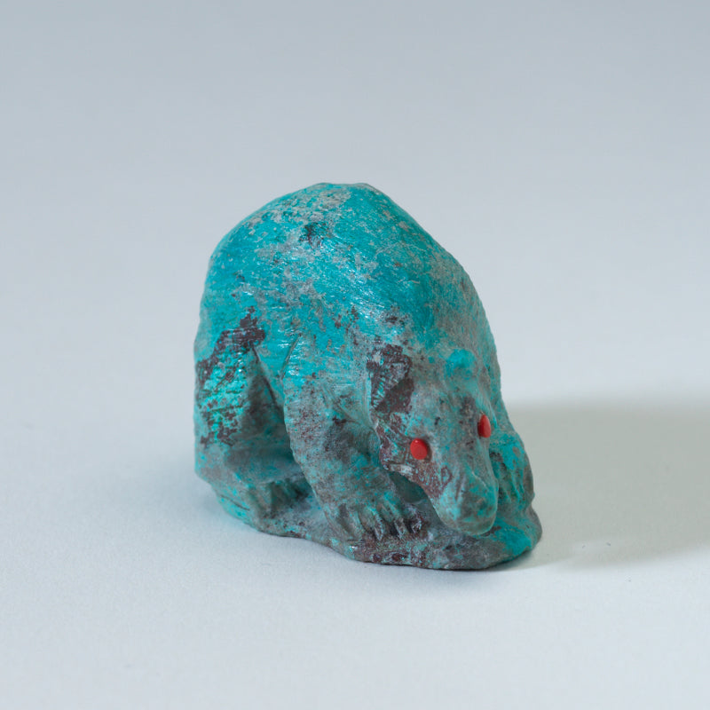 Derrick Kaamasee: Chrysocolla, Bear