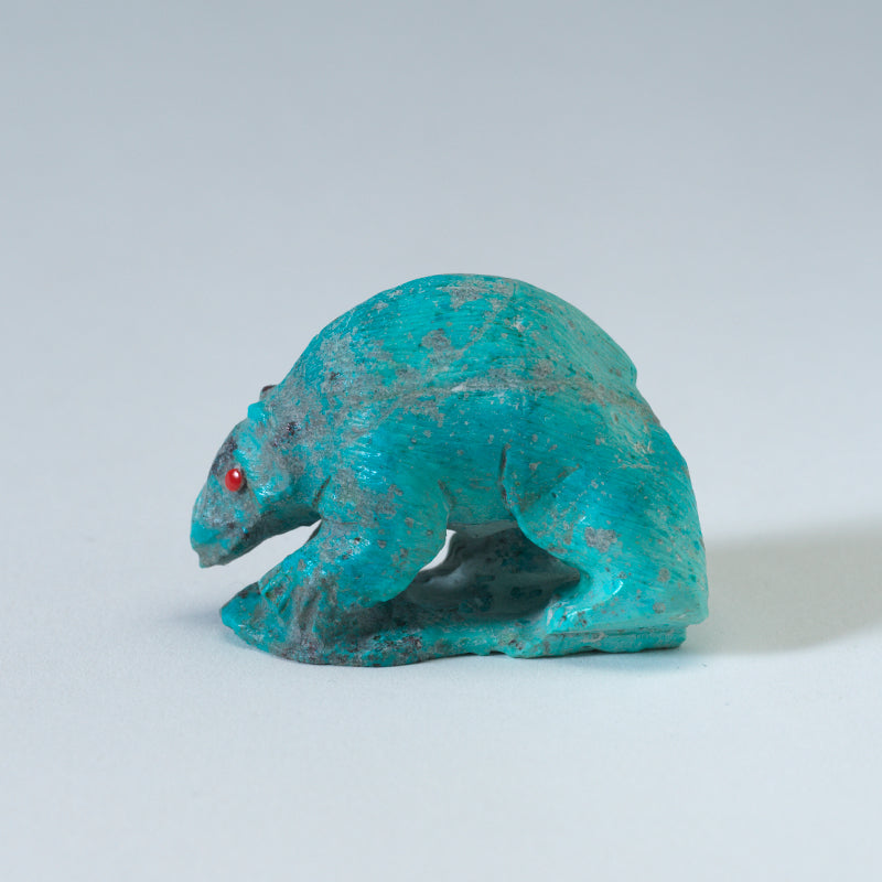 Derrick Kaamasee: Chrysocolla, Bear