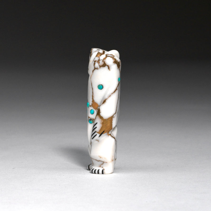 Michael Laweka: Gold quartz, Standing Bear