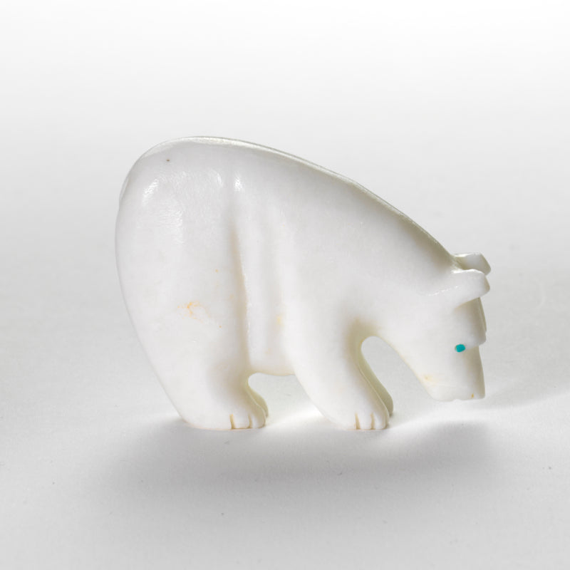 Andres Quandelacy: White Marble, Bear